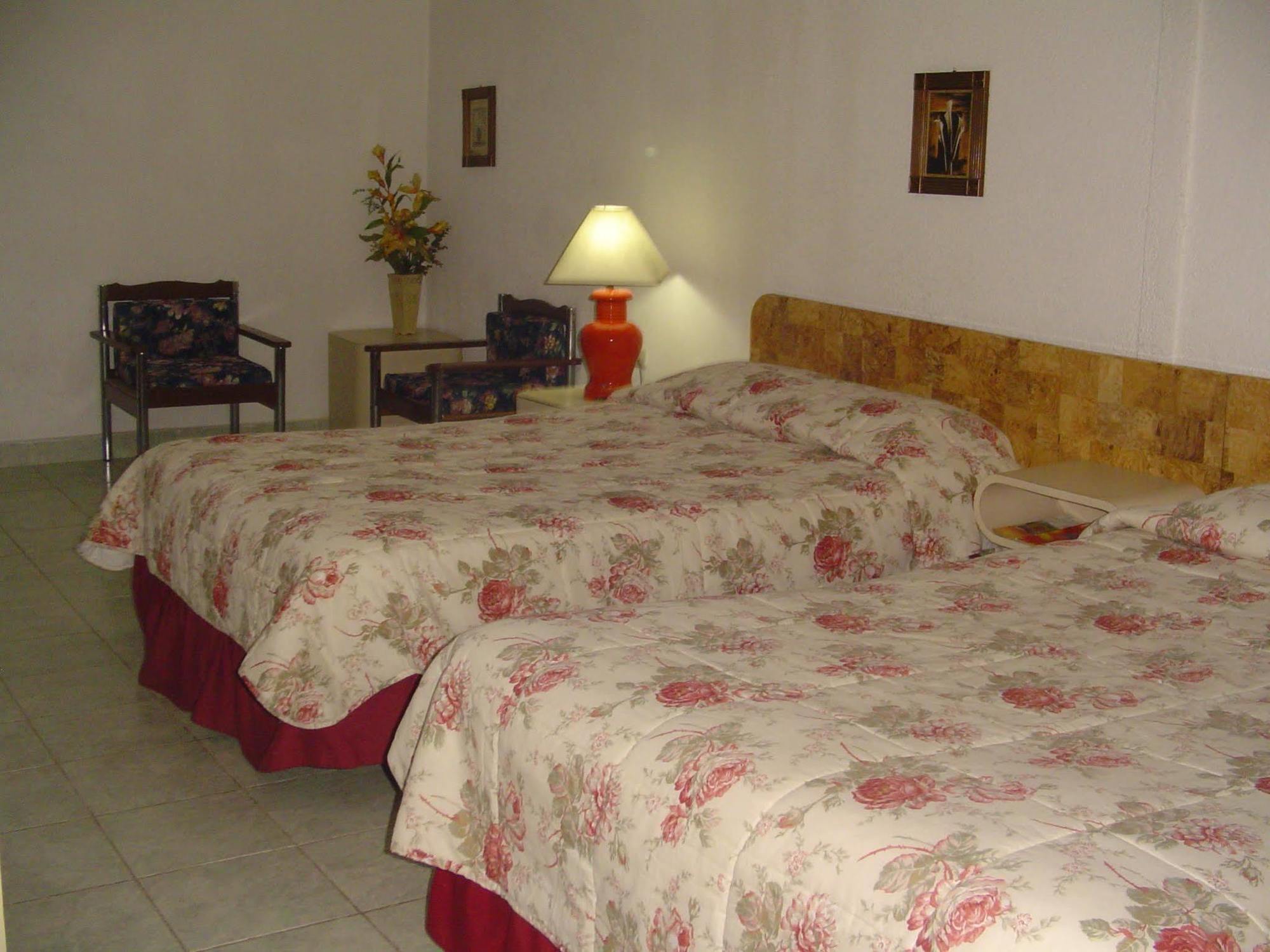 Hotel Grecia Real San Salvador Exterior foto
